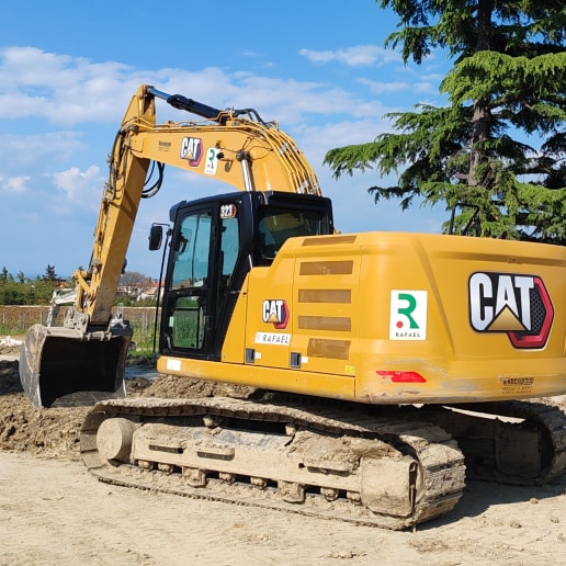 Box Image 1 - Excavator
